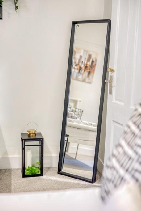 Charming City Home, Beside The Serene Ormeau Park Μπέλφαστ Εξωτερικό φωτογραφία